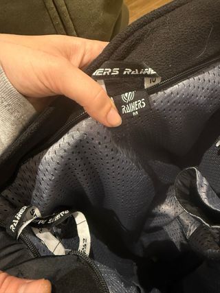 Traje de moto y botas Rainers