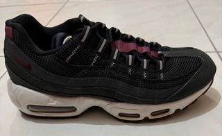 Scarpe Nike Air Max 95 nere e rosse