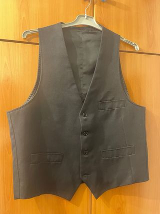 Chaleco negro camarero