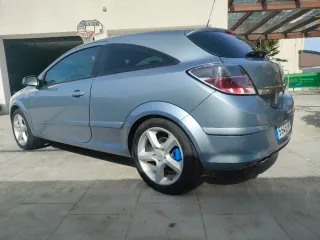 Opel Astra 2006
