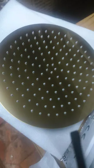 Chuveiro Teto Dourado Escovado Ø 30cm