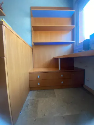 Habitación hecha por carpintero