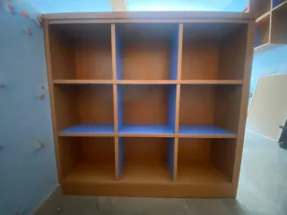 Habitación hecha por carpintero