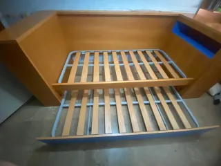 Habitación hecha por carpintero