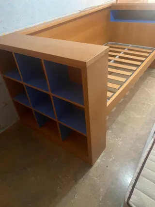 Habitación hecha por carpintero