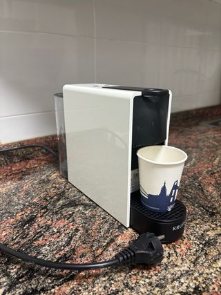 Cafetera Nespresso Krups Blanca