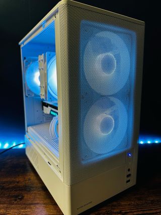 PC Gaming Ryzen 7 1800x GTX 1660S 16GB RAM