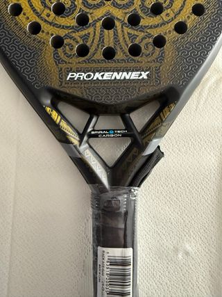 Pro Kennex Kinetik Black Ace Gold
