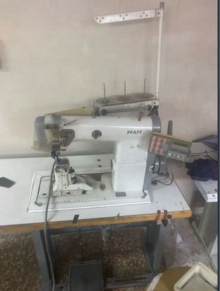 Máquina de coser industrial Adler