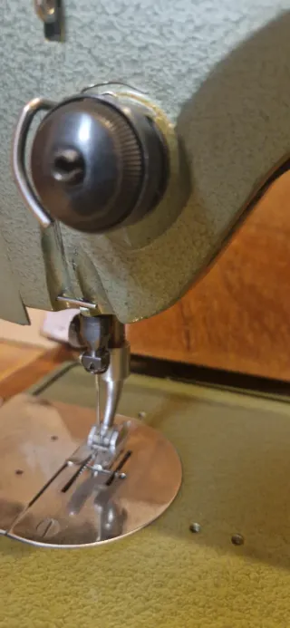 Máquina coser Refrey Transforma