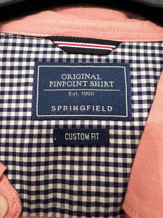 Camisa rosa sin usar