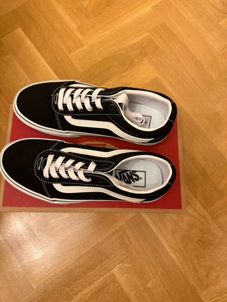 Vans Ward Plataforma Negras talla 38