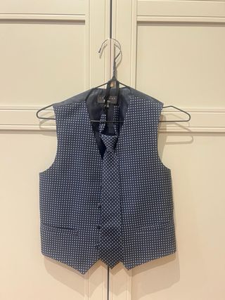 Traje comunión Coconut del corte ingles, talla 8.