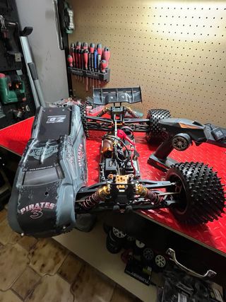 Auto RC Truggy 1/8 ZD Racing Pirates3