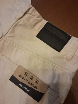 Bermuda Super Baggy Pull&Bear Beige Talla M