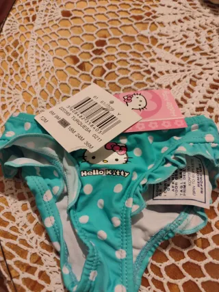 Braguita bañador Hello Kitty turquesa niña 12M