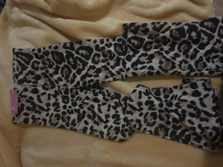 Pantalón campana estampado leopardo MYD