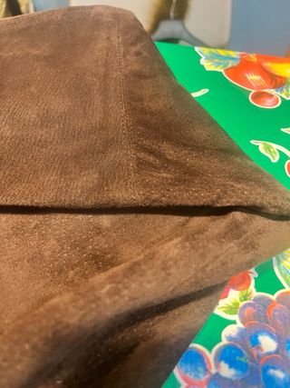 Pantalones largos tipo tejano de piel marrones