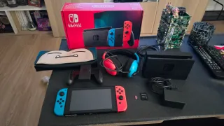 Nintendo Switch Azul/Rojo + Accesorios