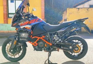 KTM 1290 Super Adventure Negra/Naranja