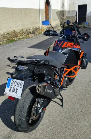 KTM 1290 Super Adventure Negra/Naranja