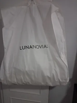 Vestido novia Luna Novias T40 nuevo sin arreglos