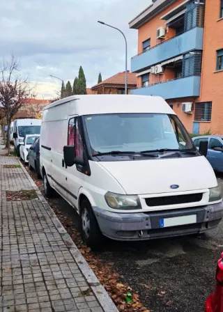 Furgoneta camper Ford Transit