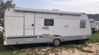 Caravana 3 ambientes Burstner City 550 TK