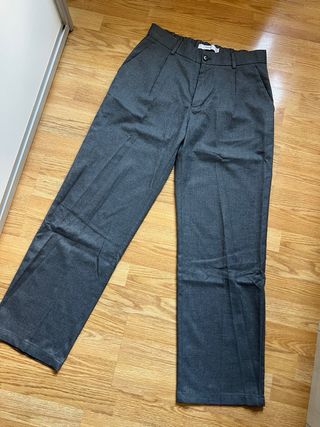 Pantalón ancho tailoring Bershka gris