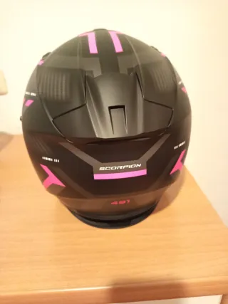 Casco Scorpion Negro y Rosa