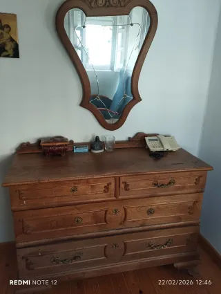 Mueble de dormitorio de madera