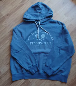 Sudadera con capucha azul de chica. Talla M.