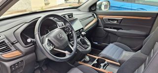 Se vende Honda CR-V 1.5 VTEC Turbo.