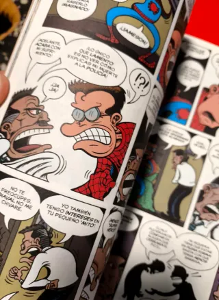 Spiderman Marvel comics forum 14 y Panini 52