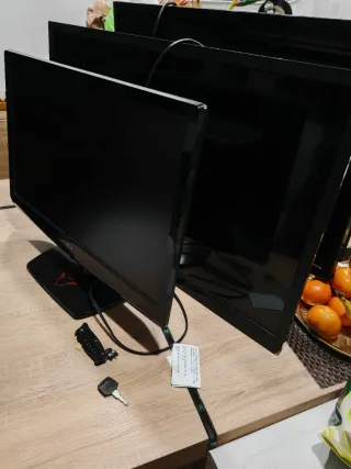 Lote de 4 televisores