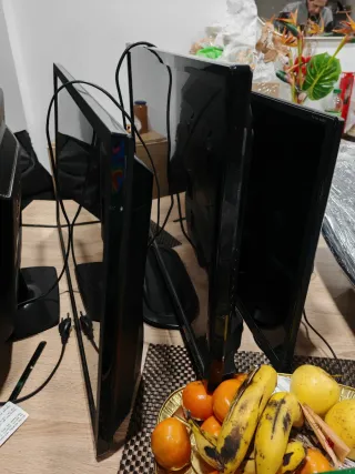 Lote de 4 televisores