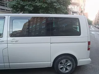Volkswagen Caravelle 2009