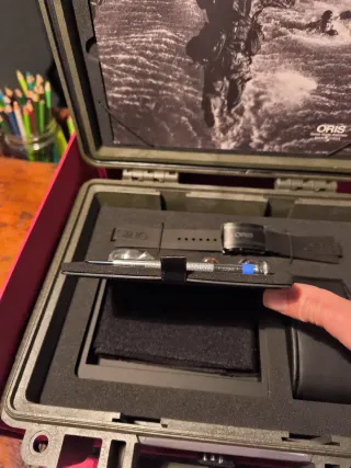 Estuche Oris con brazalete caucho