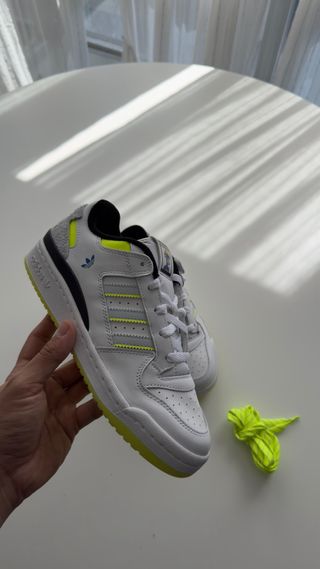Adidas Forum x Indigo Herz Blancas y Amarillas