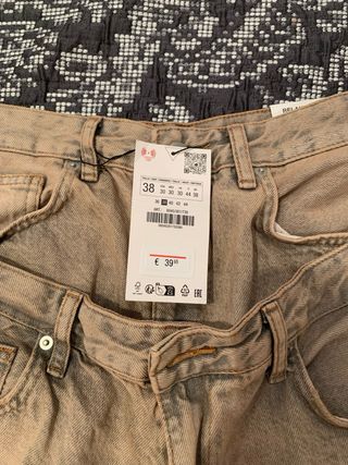 Bermuda desgastada beige/marrón Talla M