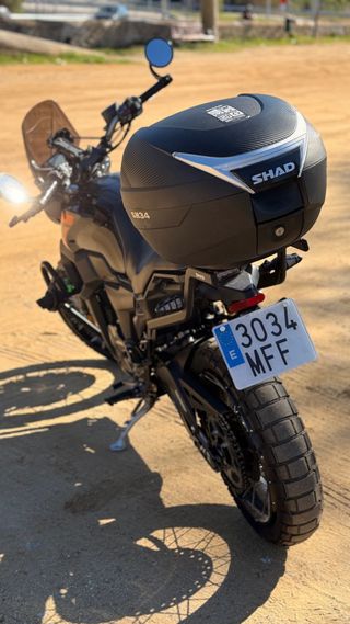 Zontes GK125cc Negra y Naranja