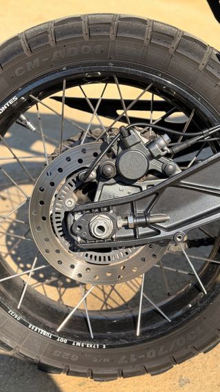 Zontes GK125cc Negra y Naranja