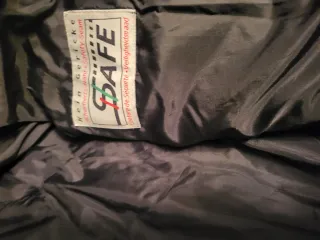 Mono de piel talla 48 Gericke