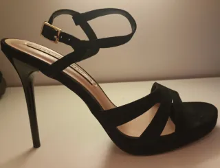 Sandalias Tacón Zara Negro