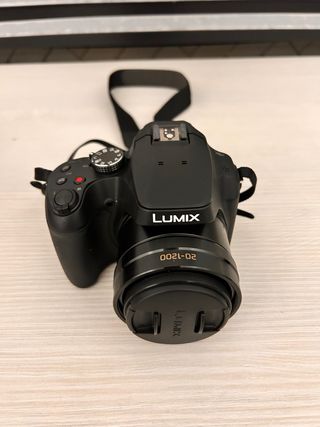 Cámara Lumix DC-F82 Negra