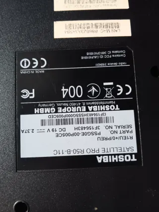 Portátil Toshiba i3-4005U