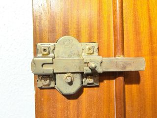 Puerta de entrada madera