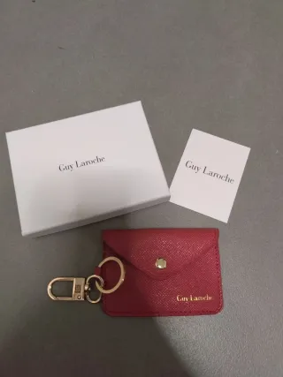 Portatessere Guy Laroche Rosso con Portachiavi