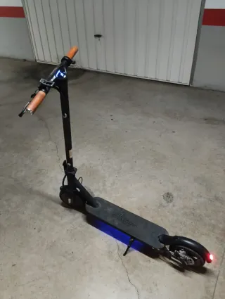 Monopatín Eléctrico Baggio