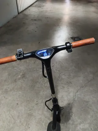 Monopatín Eléctrico Baggio